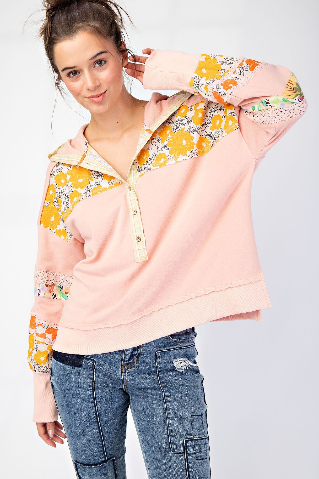 The Gaby Pullover - Coral